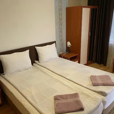 германови Casa de hóspedes Obzor